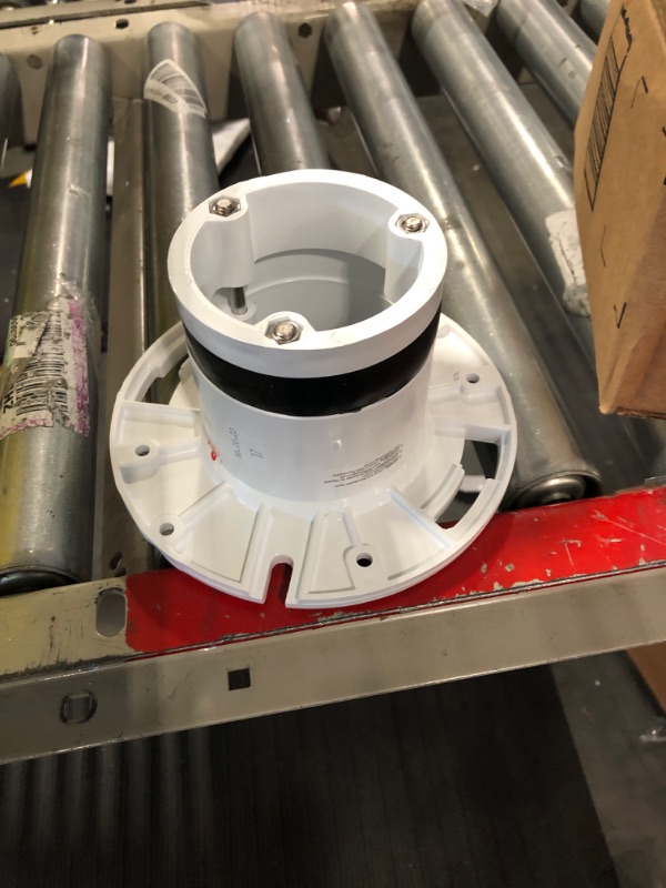 Photo 1 of Oatey GIDDS-173390 43539 Replacement Flange Forcast Iron, 4 Inch, PVC