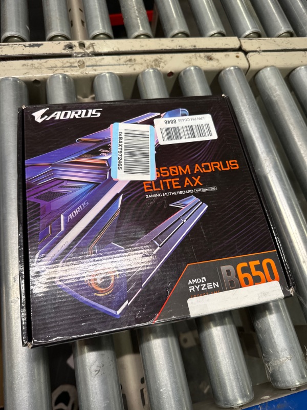 Photo 3 of GIGABYTE B650 AORUS Elite AX (AM5/ LGA 1718/ AMD B650/ ATX/ 5-Year Warranty/ DDR5/ M.2/ PCIe 5.0/ USB 3.2 Gen2X2 Type-C/WiFi 6E/ 2.5GbE LAN/Q-Flash Plus/EZ-Latch/Gaming Motherboard