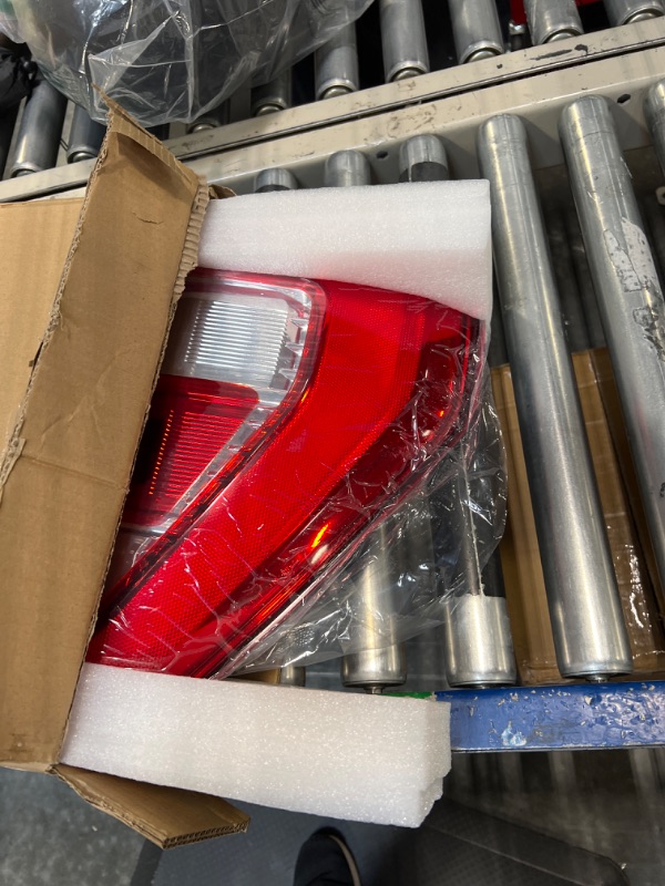 Photo 1 of Duolctrams Right Passenger Side Brake Tail Light Rear Lamp Assembly Compatible for Ford F150 F-150 XL 2021 2022 Without Bulb ML3Z13404E Right (Passenger Side)