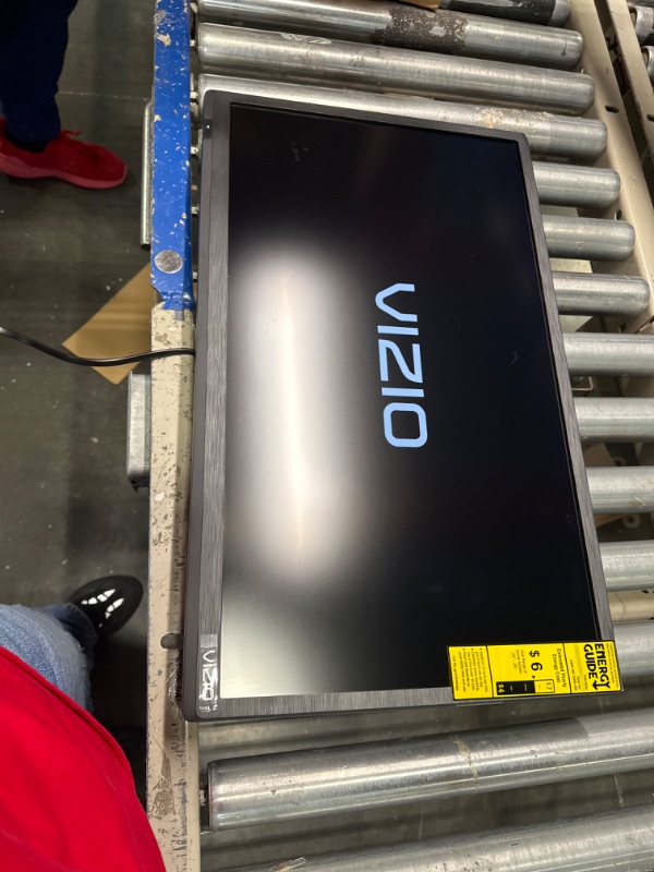 Photo 1 of VIZIO 24-inch D-Series 720p Full-Array LED HD Smart TV SmartCast Apple AirPlay 2 and Chromecast Built-in + Free Wall Mount (No Stands) - D24H-J09 (Renewed)