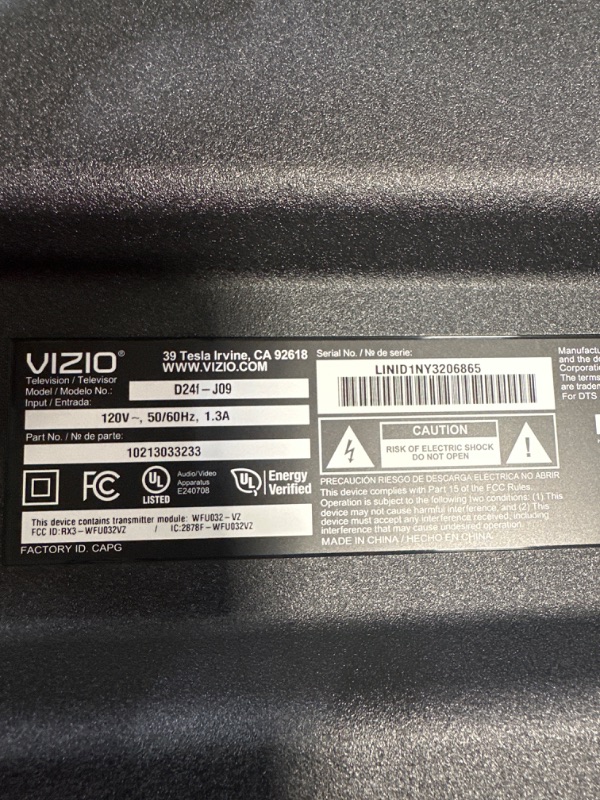 Photo 1 of VIZIO 24-inch D-Series 720p Full-Array LED HD Smart TV SmartCast Apple AirPlay 2 and Chromecast Built-in + Free Wall Mount (No Stands) - D24H-J09 (Renewed)