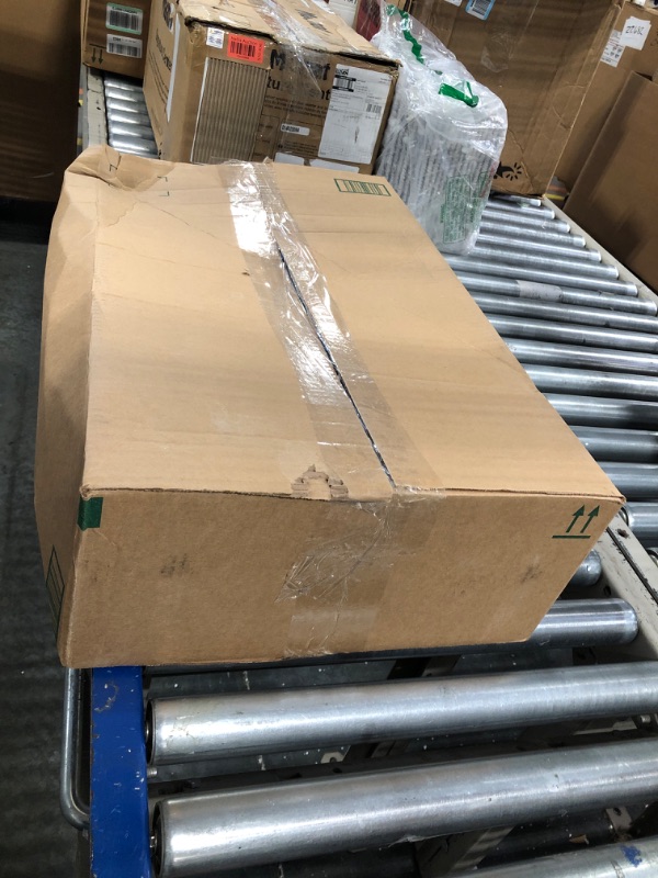 Photo 1 of UNIKPACKAGING “MOM” Flower Gift Letter Shaped Fillable Box, with Plastic Liner, for Luxury Style Flower and Gift Arrangements (Black)