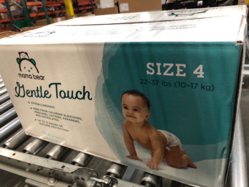 Photo 1 of Amazon Brand - Mama Bear Gentle Touch Diapers, Hypoallergenic, Size 4, 148 Count (4 packs of 37) Size 4 (148 Count)
