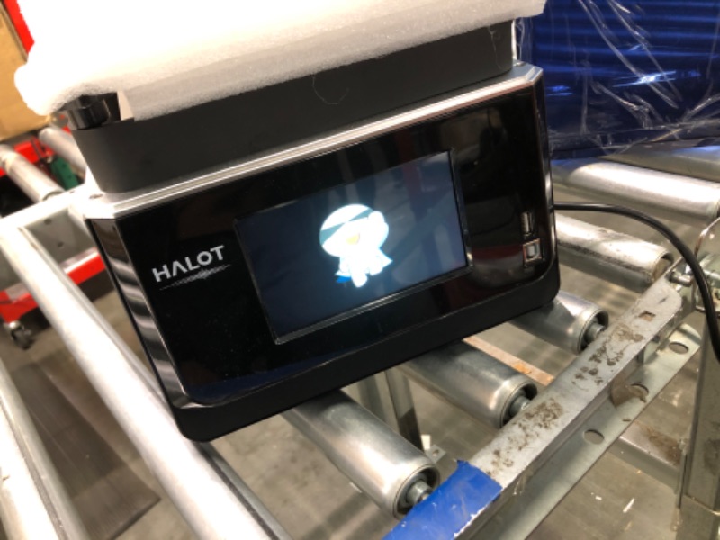 Photo 9 of Creality HALOT-ONE PLUS Halot-One Plus,HALOT-ONE Plus Resin 3D Printer 172x102x160mm Printing Size Dual Linear Raul with 4K