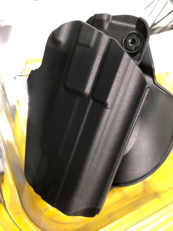 Photo 1 of Safariland 578 Pro-Fit GLS (Grip Lock System) Paddle and Belt Loop Standard Holster Glock 17, 22, 20, 21, S&W M&P 9/40, M&P C.O.R.E, H&K P30L Polymer Black