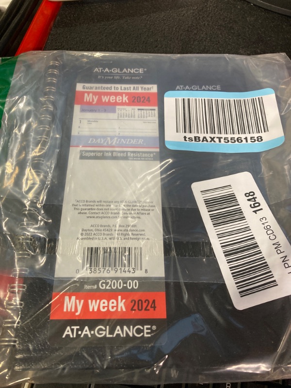 Photo 3 of AT-A-GLANCE 2024 Weekly Appointment Book & Planner, DayMinder, 5" x 8", Small, Spiral Bound, Black (G2000024) 2024 New Edition