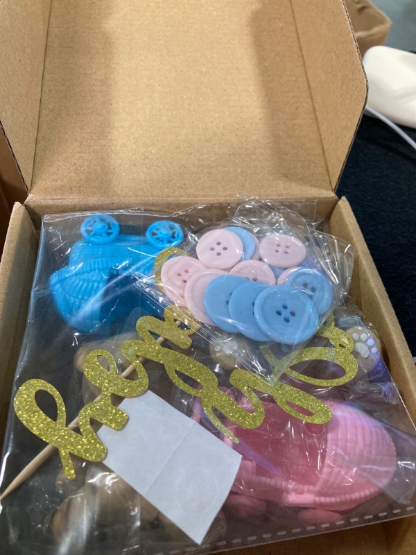 Photo 1 of Bear Cake Toppers Oh Baby Cake Decorations for Boy Girl Gender Reveal Baby Shower Party Supplies Blue&pink