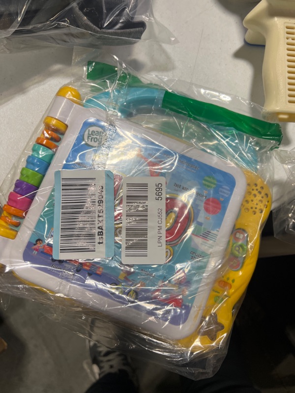 Photo 1 of ***NON FUNCTIONAL*** 
LeapFrog 100 Things That Go Multicolor/Assorted Standard Packaging