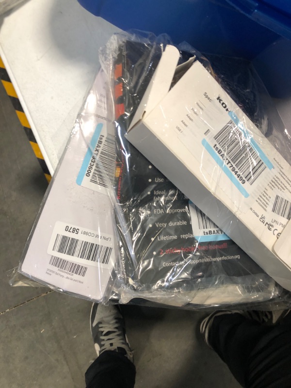 Photo 1 of ***AS IS / NO RETURNS -  FINAL SALE - BUNDLED BAG OF ***
***AS IS / NO RETURNS -  FINAL SALE - BUNDLED BAG OF ***
***AS IS / NO RETURNS -  FINAL SALE - BUNDLED BAG OF ***
***AS IS / NO RETURNS -  FINAL SALE - BUNDLED BAG OF ***
