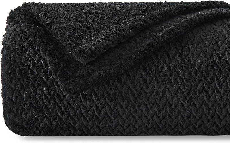Photo 1 of 
NEWCOSPLAY Super Soft Throw Blanket Black Premium Silky Flannel Fleece Leaves Pattern Lightweight Bed Blanket All Season Use (Black, Throw(40"x50"))
Color:Black