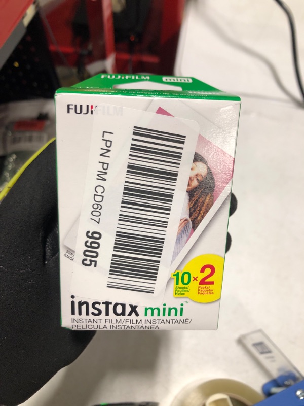 Photo 2 of Fujifilm Instax Mini Instant Film Twin Pack (White) 20 photos White