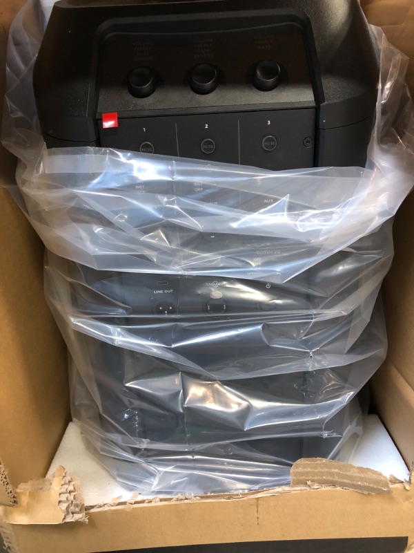 Photo 1 of Bose L1 Pro8 - Portable PA System, Portable Line Array Speaker with Integrated Bluetooth, Built-in Mixer and Wireless App Control
