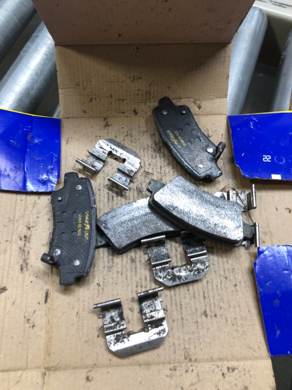 Photo 1 of Goodyear Brakes PRK3607R | Rear Brake Kit w/Pair (2) of Coated Brake Rotors & Ceramic Brake Pads fit Hyundai Elantra 19-11, Elantra Coupe 14-13, Elantra GT 19-13 & More - See Applications Below