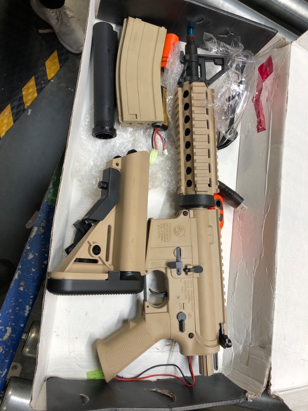 Photo 1 of *Good Used/Minor Damage**EMERBU Modified Electric Gel Ball Blaster M4A1 - Metal V2 Gearbox - 11.1V - High Speed?Torque Motor - Ages 16+(Tan)