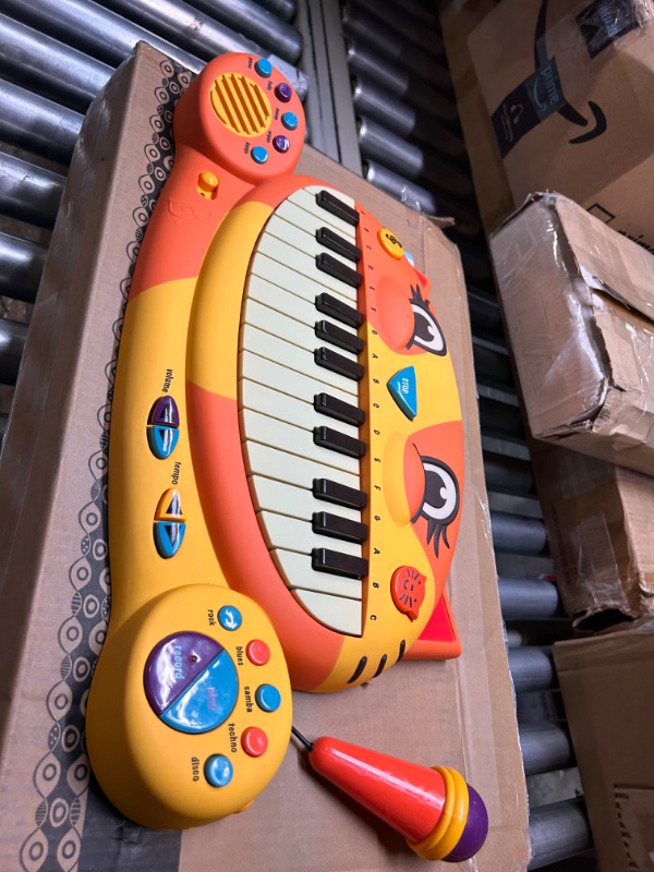 Photo 1 of B. toys- Meowsic- Interactive Cat Piano – Toy Piano & Microphone – Musical Instrument For Toddlers, Kids – 20+ Songs, Sounds & Recording Feature – 2 Years +
