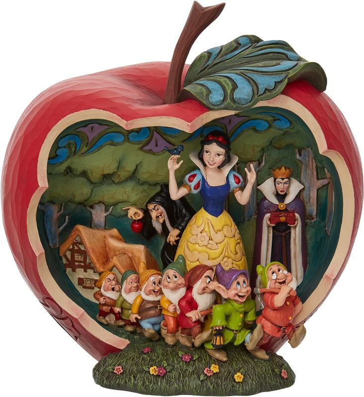 Photo 1 of **DAMAGED STATUE HAND** Enesco Disney Traditions by Jim Shore Snow White and The Seven Dwarfs Apple Scene Figurine, 8 Inch, Multicolor