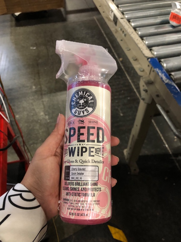 Photo 1 of Chemical Guys WAC_202_16 Speed Wipe Quick Detailer (16 oz) MIC_506_03 Professional Grade Premium Microfiber Towels, Gold 16" x 16", Pack of 3 Cherry + Microfiber 16 oz