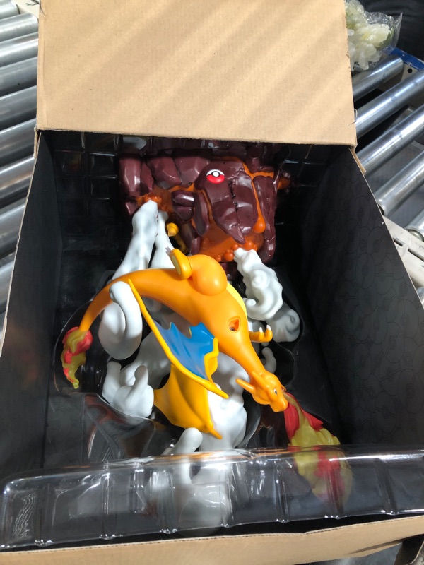Photo 1 of Pokemon Select - 13" Charizard Deluxe Collector's Statue