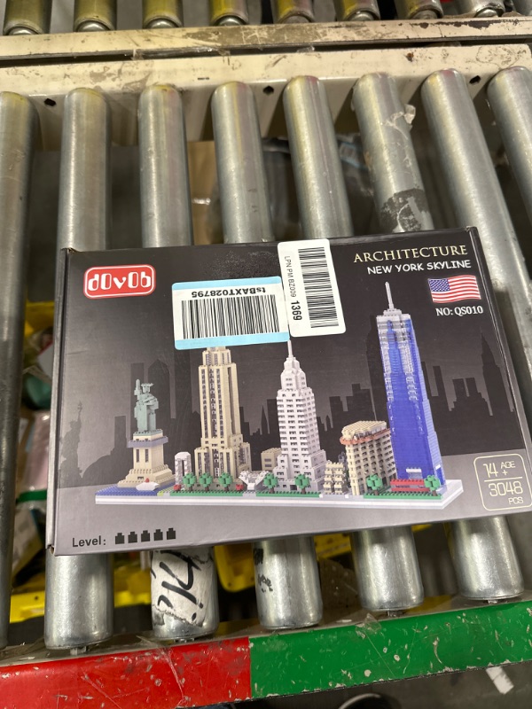 Photo 1 of dOvOb Architecture New York Skyline Micro Mini Blocks Building Set, 3048 Pieces Bricks,3D Puzzle Collection Model Kit as Gift for Adults or Kids