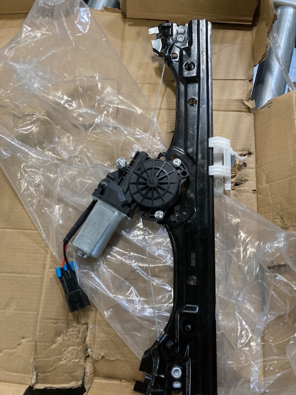Photo 1 of Dasbecan Left Driver Side Window Regulator Assembly w/Motor 751-648 Fits 2012-2019 Fiat 500 1.4L 68070267AC 68070267AD 68070267AE