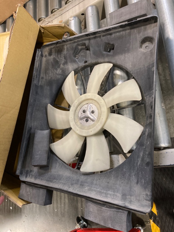 Photo 3 of ***USED***  DENSO 621-444 A/C Condenser Fan Assembly Compatible with Select Honda Models
