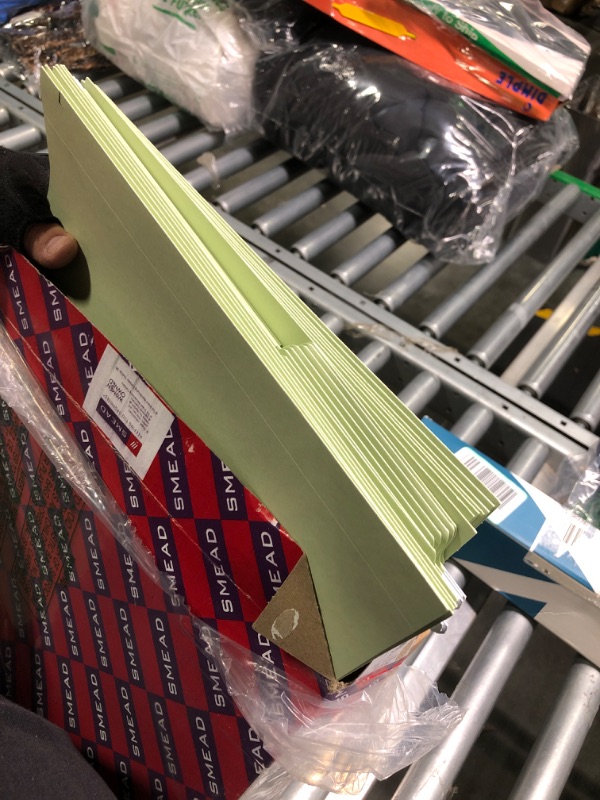 Photo 2 of **New Open**Smead FasTab Reinforced Box Bottom Hanging File Folder, 2" Expansion, 3-Tab Tab, Letter Size, Moss, 20/Box (64201)