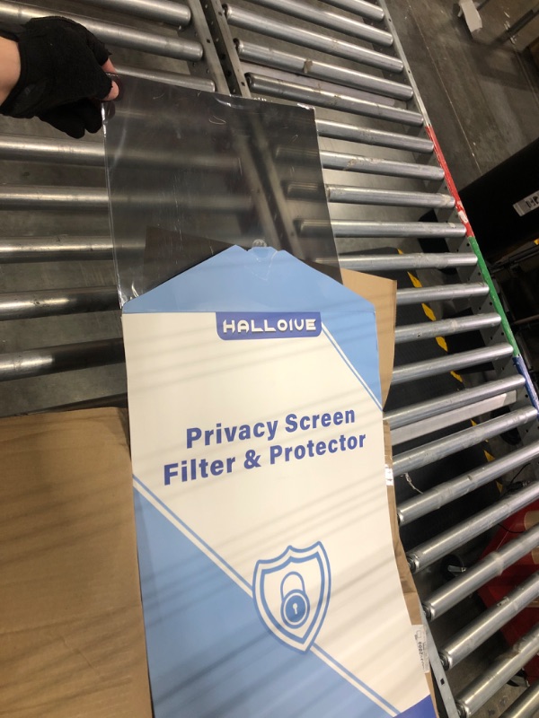 Photo 2 of **New  open**24 inch Computer Privacy Screen Filter - Suitable for 16:9 Aspect Ratio Widescreen Monitor - Blue Light Filter - Anti-Glare & Anti-Scratch Protector Film (24" Widescreen (16:9))
