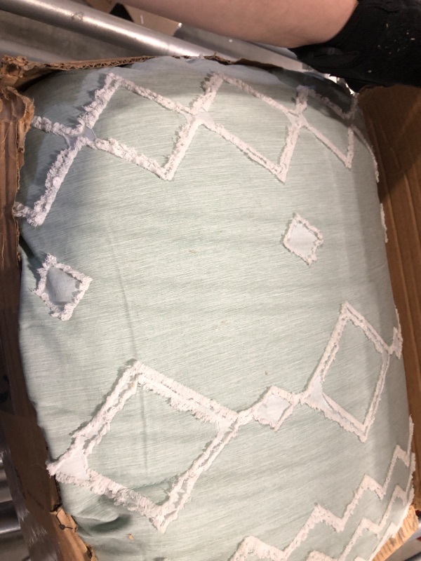 Photo 2 of **New OPen**Bedsure Boho Duvet Cover Queen - Cationic Dyed Tufted Duvet Cover, 3-Piece Shabby Chic Boho Bedding Duvet Cover for All Seasons (Sage Green, Queen, 90"x90")
