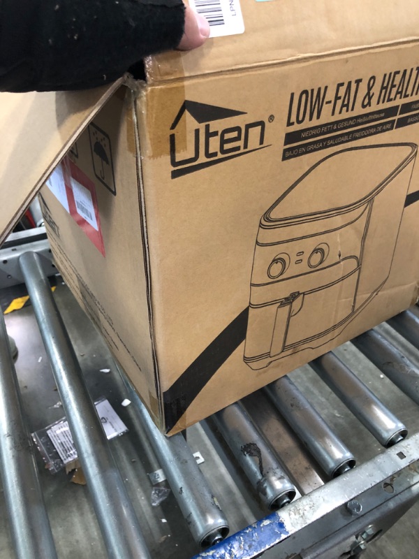 Photo 2 of **Like New**Uten Large Air Fryer 5.8Quart, Electric Hot Air Fryers XL Oven Oilless Cooker, 1700-watt 8-in-1 Oilless Family Size Deep Air Fryers Manual Air Fryer Cookers Air Fryer 5.8Qt/5.5L Electronic