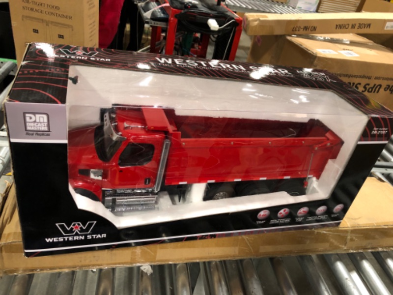 Photo 2 of 1:16 Radio Control Western Star 49X 2020 Dump Truck - Diecast Masters - Transport Series