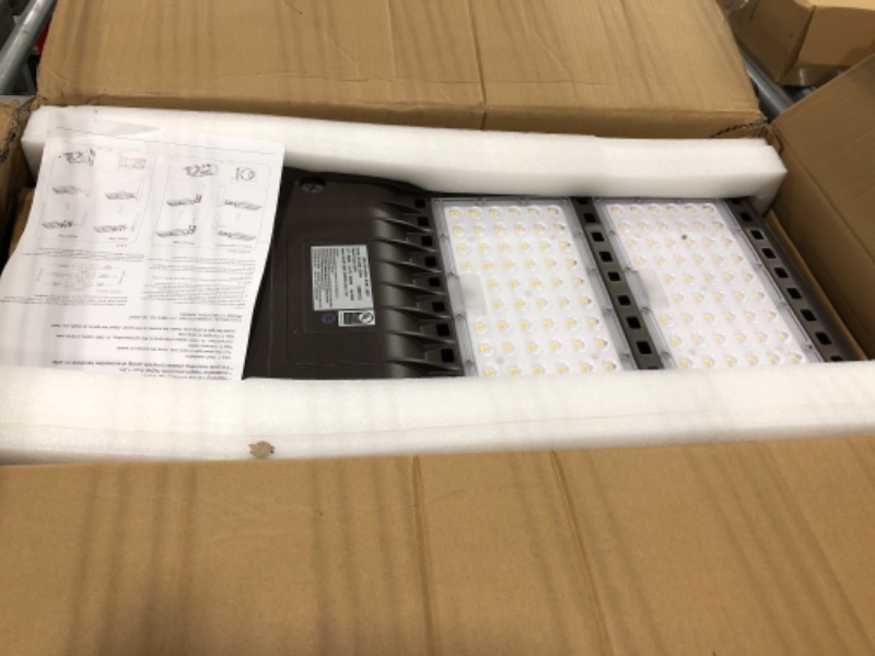 Photo 2 of 480V LED Parking Lot Lights 320W 44800LM 1200W MH HID HPS Replacement UL DLC 5000K LED Shoebox Pole Fixtures IP65 Outdoor Commercial Street Area Lighting with Photocell Slip Fitter Shorting Cap