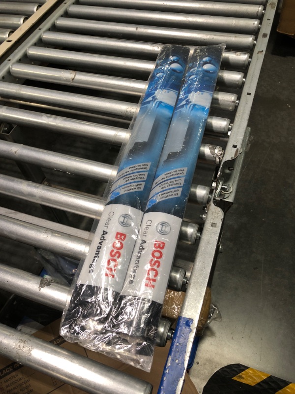 Photo 2 of Bosch Clear Advantage 21" Wiper Blade Bundle 