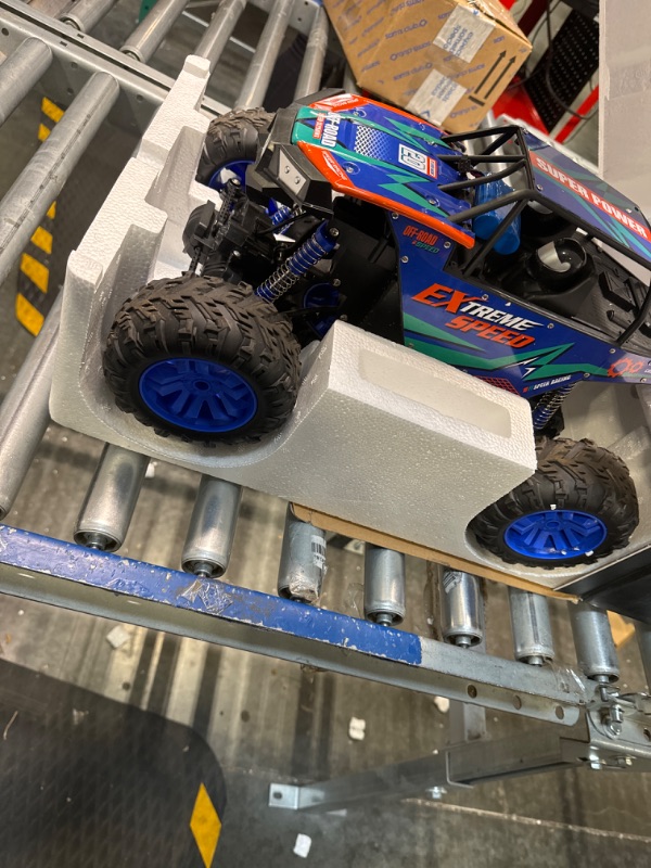 Photo 3 of DEERC DE60 Large 1:8 Scale Upgraded RC Cars Remote Control Car for  Boys,Off Road Monster Truck with Realistic Sound,2.4Ghz 4WD Rock Crawler Toy All Terrain Climbing,2 Batteries for 80 Min Play Classic Blue