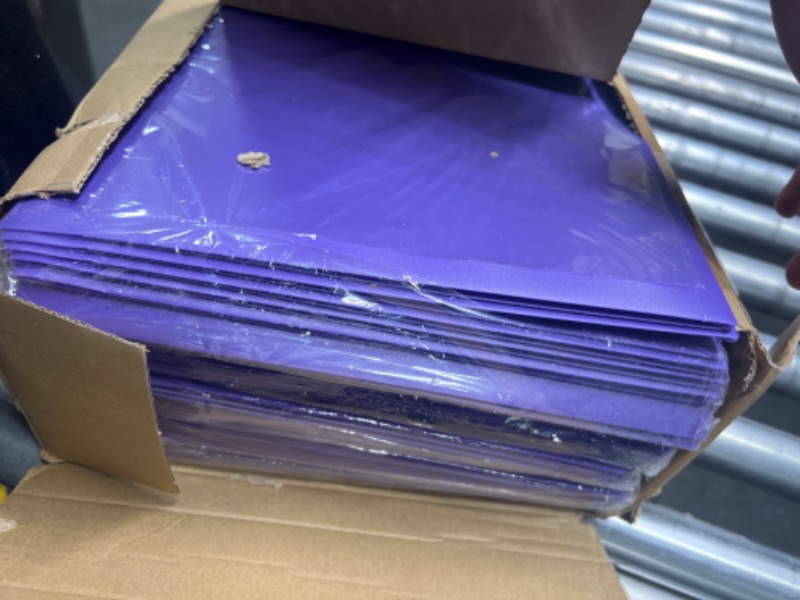 Photo 1 of Yeaqee 100 Pcs Folders with Pockets 3 Hole Punched 3 Hole Pocket Folders Plastic Pocket Folders for 3 Ring Binder 3 Hole Punched Folders with Pockets for Student Teacher Office Staff(Purple) 100 Purple