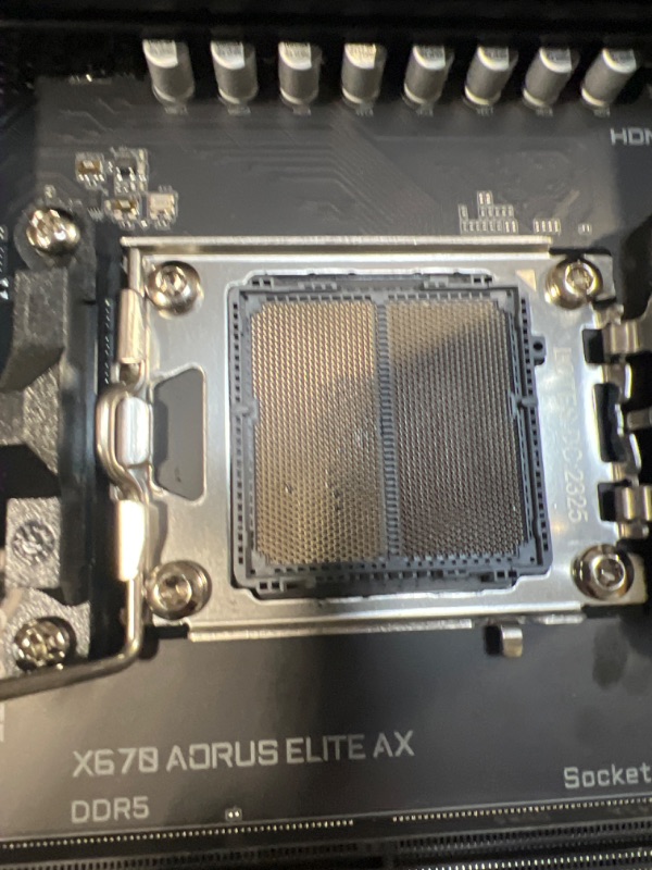 Photo 7 of GIGABYTE X670 AORUS Elite AX (AM5/ LGA 1718/ AMD/ X670/ ATX/ 5 Year Warranty/ DDR5/ Quad M.2/ PCIe 5.0/ USB 3.2 Gen2X2 Type-C/AMD WiFi 6E/ 2.5GbE LAN/Q-Flash Plus/M.2 EZ-Latch/Gaming Motherboard) X670 AORUS ELITE AX Bundle X670