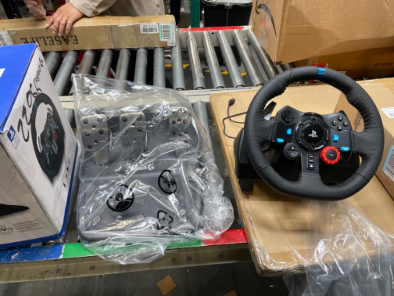 Photo 2 of Logitech G29 Driving Force Racing Wheel and Floor Pedals, Real Force Feedback, Stainless Steel Paddle Shifters, Leather Steering Wheel Cover, Adjustable Floor Pedals, EU-Plug, PS4/PS3/PC/Mac, Black Playstation | PC G29 | G920