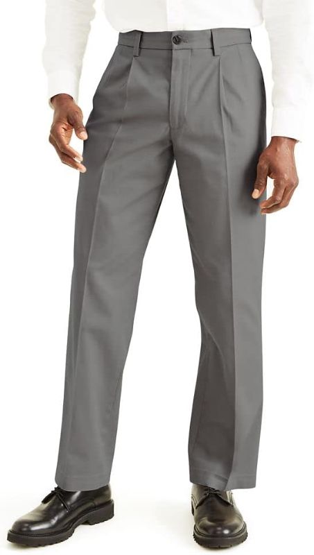 Photo 1 of Men's Dockers® Signature Khaki Lux Classic-Fit Stretch Pleated Pants