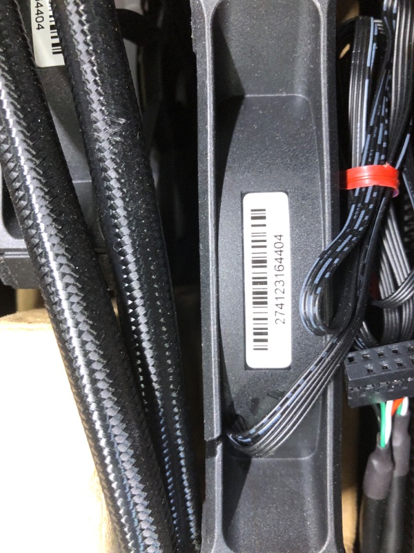 Photo 1 of Corsair iCUE H150i Elite LCD XT Liquid CPU Cooler - IPS LCD Screen - Three AF120 RGB Elite Fans - 360mm Radiator - Fits Intel® LGA 1700, AMD® AM5, and More - Included iCUE Commander CORE - Black ELITE LCD XT 360mm Radiator Black
