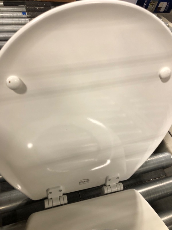 Photo 6 of **MISSING HARDWARE** Bemis 500EC 000 Toilet Seat with Easy Clean & Change Hinges, Round, Durable Enameled Wood, White White 1 Pack Round Toilet Seat