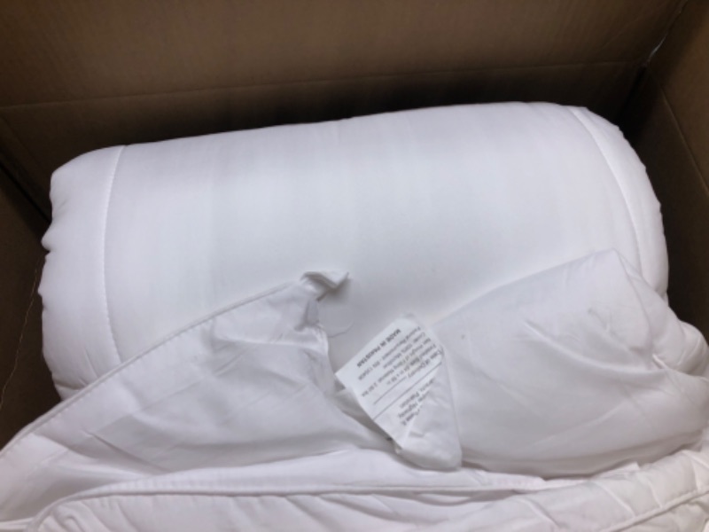 Photo 3 of 
Utopia Bedding Down Alternative Comforter (Twin, White) - All Season Comforter - Plush Siliconized Fiberfill Duvet Insert - Box Stitched