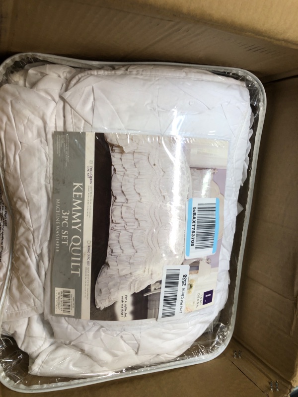 Photo 1 of **open New**Lush Decor Kemmy Quilt Ruffled Textured 3 Piece Full Queen Size Bedding Set, White Full/Queen White
