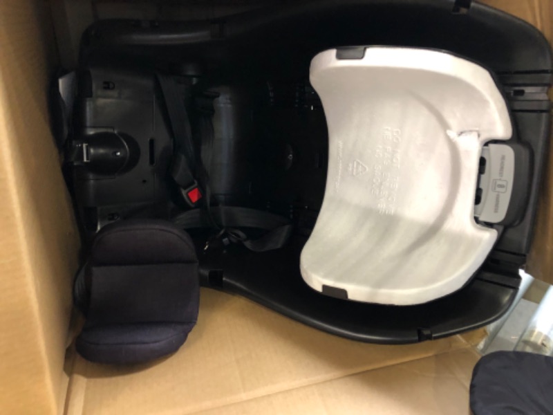 Photo 4 of ******** FOR PARTS ******  Graco Contender Slim Convertible Car Seat, West Point