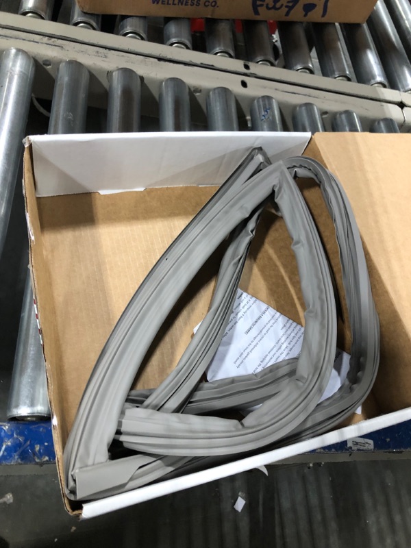 Photo 1 of W10830055 Refrigerator Door Gasket for Whirlpool Maytag KitchenAid Kenmore, Refrigerator Door Seal W10163991 W10191105 W10443238 AP6027230 PS11759512 EAP11759512 4458810