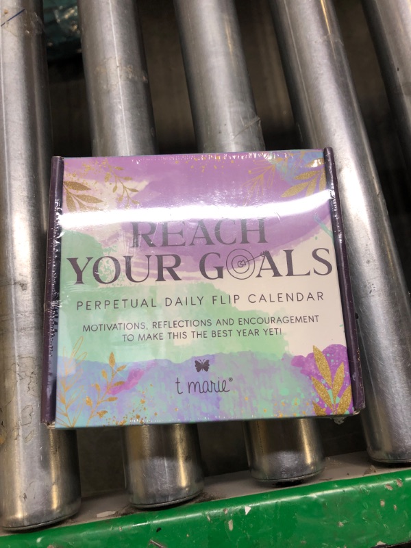 Photo 3 of Reach Your Goals Daily Desk Calendar - Motivational Gift and Positive Affirmations for Women - 2023-2024 Perpetual Calendar, Cute Office Decor, Gratitude and Self Care Gifts for Women, Inspirational
**NEW IN PACKAGE**