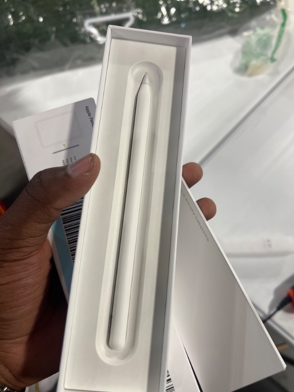 Photo 1 of Apple Pencil (2nd Generation)