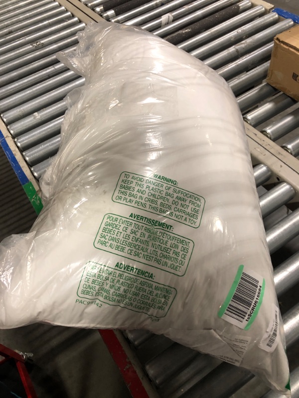 Photo 1 of 2 pack of queen size pillows 
