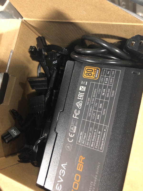 Photo 1 of EVGA 700 BR 700 W ATX12V / EPS12V SLI CrossFire 80 PLUS BRONZE Certified Non-Modular Power Supply