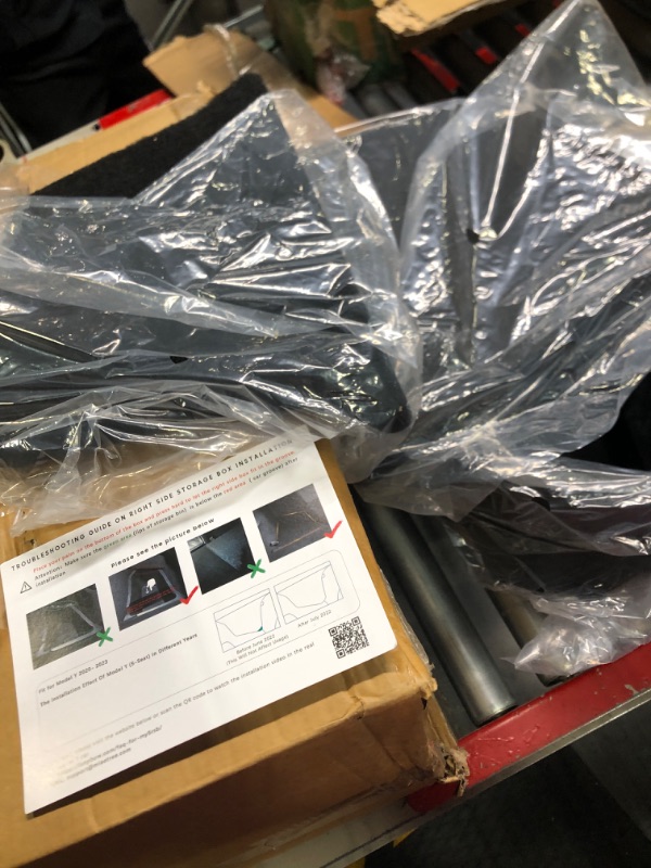 Photo 1 of 2024-2022 Tesla Model Y Rear Trunk & Rear Air Outlet Organizer with Lid 5-Seater Model Y Interior Accessories Trunk Side Storage Bins Box Protector Packets Black 2022-2024 MY5-Trunk and Rear Center Console