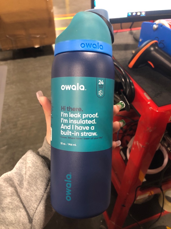 Photo 3 of Owala FreeSip Insulated Stainless Steel Water Bottle with Straw for Sports and Travel, BPA-Free, 32-oz, Teal/Navy (Nautical Twilight) Nautical Twilight 32 oz Water Bottle