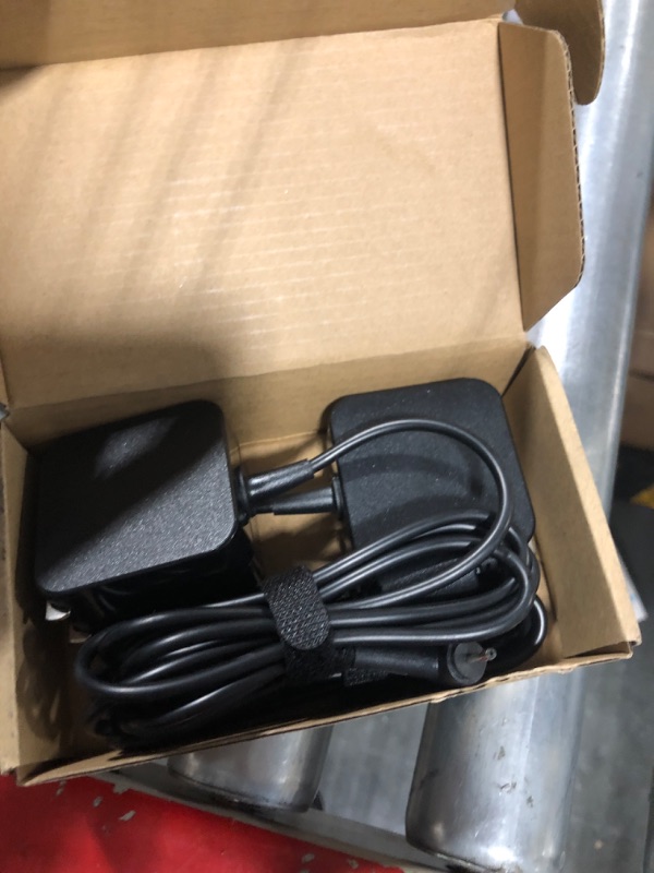 Photo 1 of Chromebook Charger for Samsung Laptop,26W 12V 2.2A Compatible 11.6" Chromebook 3 2 500c 503c Xe500c PA-1250-98 XE500C13 XE501C13 XE303C12 XE500C12 XE503C12 XE503C32 AD-2612AUS AC Adapter Power Supply